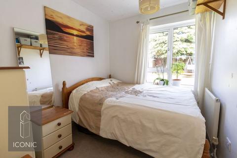 2 bedroom semi-detached bungalow for sale, Meadow Close, Hellesdon, Norwich