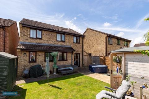 4 bedroom detached house for sale, PARRETT MEAD - cul de sac position