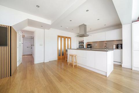 57 Alverstone Avenue, East Barnet, Barnet, EN4 8ED