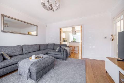 57 Alverstone Avenue, East Barnet, Barnet, EN4 8ED