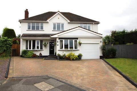 4 bedroom detached house for sale, Cavendish Way, Aldridge. WS9 0RP