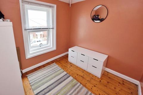 29 Attwyll Avenue, Exeter, EX2 5HW