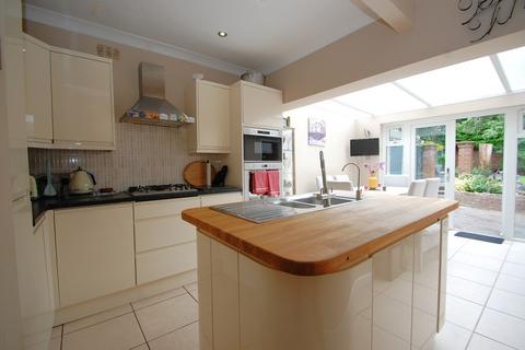 4 bedroom detached house for sale, Maldon Road, Colchester