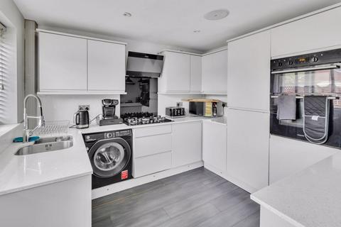 3 bedroom terraced house for sale, Ashbourne Close, Wardle OL12 9LU