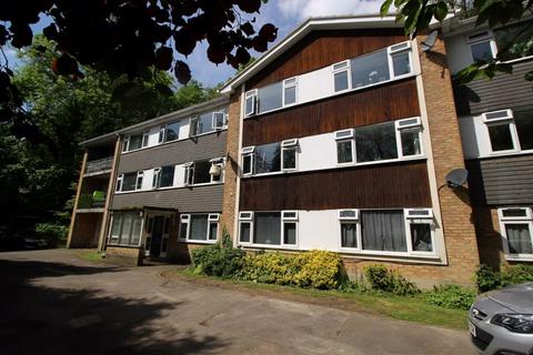 2 bedroom apartment for sale, CHURCH HILL, CATERHAM