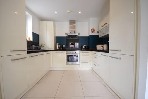 2 bedroom flat for sale, Sea Road, Bournemouth BH5