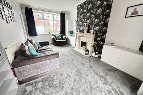 3 bedroom semi-detached house for sale, Carisbrooke Drive, Astley Bridge