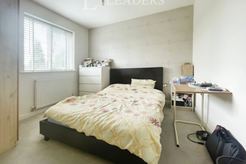 2 bedroom apartment to rent, Oakbrook, Northgate, Crawley