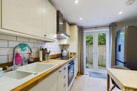 2 bedroom character property to rent, Elm Road, Penn - New Tenancy From Early May