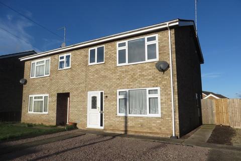 3 bedroom semi-detached house to rent, Willders Garth, Holbeach, PE12