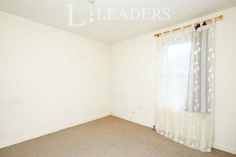 2 bedroom end of terrace house to rent, Chandos Street, NG3