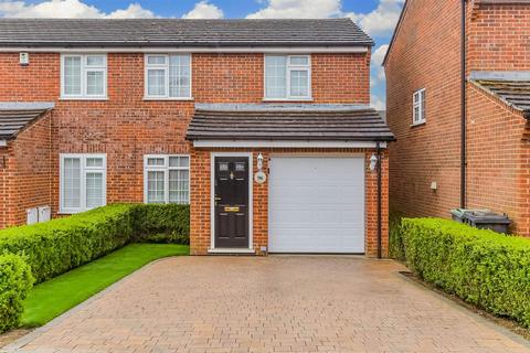 3 bedroom semi-detached house for sale, Baywell, Leybourne, Kent