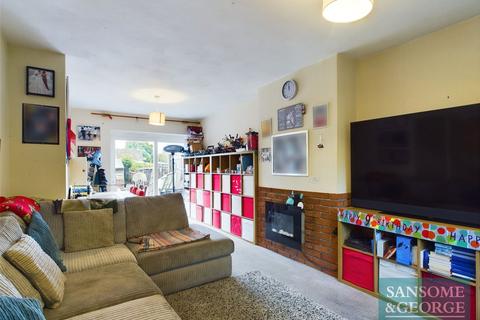 3 bedroom terraced house for sale, Stephens Road, Tadley, Basingstoke and Deane, RG26