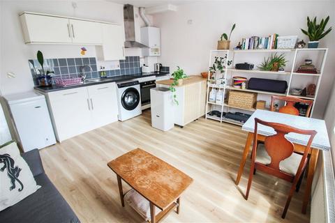1 bedroom flat for sale, Sevier Street, Bristol BS2