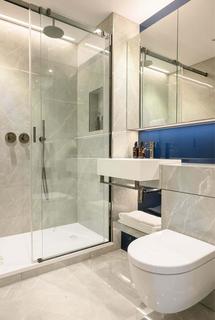 1 bedroom flat for sale, Water Gardens, Wood Lane, White City W12