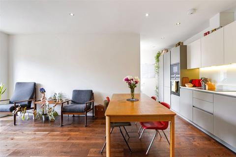 2 bedroom apartment for sale, Hackney, London E9