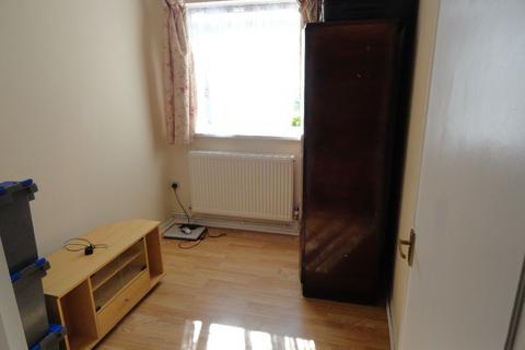 2 bedroom flat for sale, Barking IG11