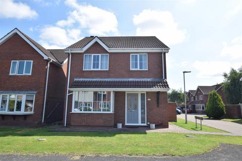 4 bedroom detached house for sale, Greenlands Avenue, New Waltham DN36