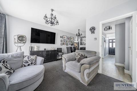 4 Bramble Croft, Erith, DA8 1BX