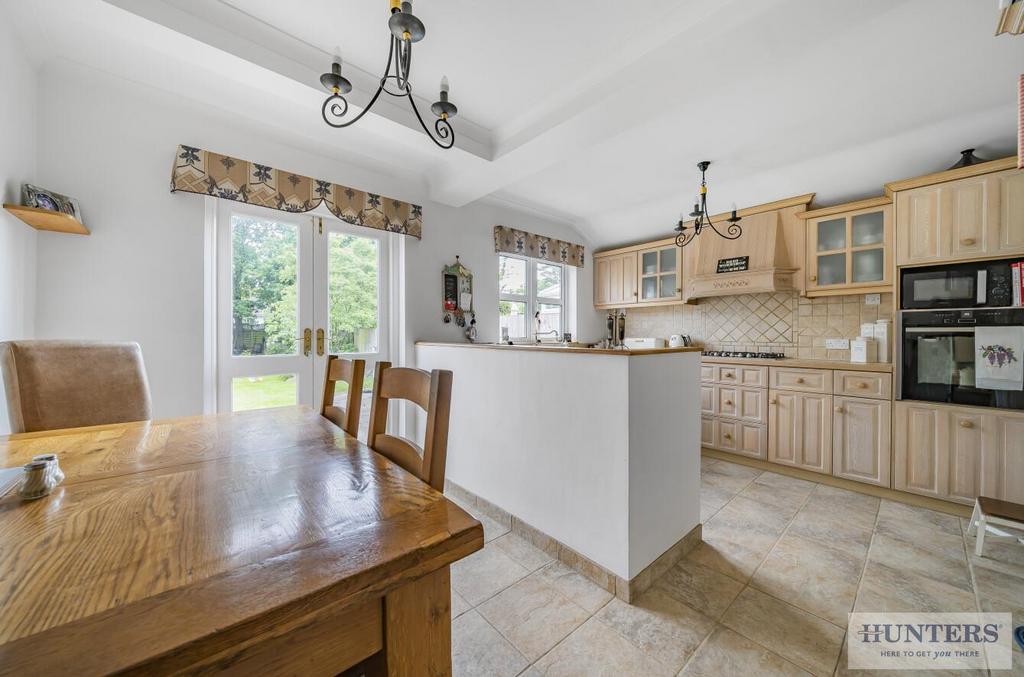 Kitchen/Breakfast Room
