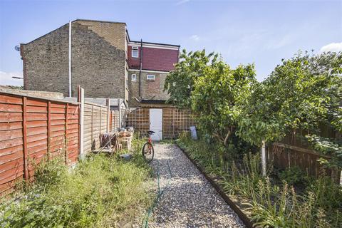 315 Capworth Street, London, E10 7BA