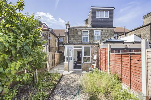 315 Capworth Street, London, E10 7BA