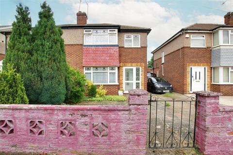 3 bedroom semi-detached house for sale, Fouracres, Enfield