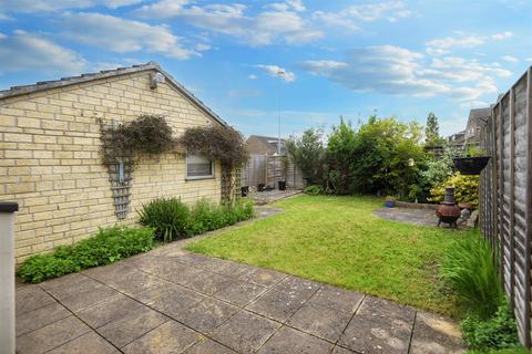7 Broad Acres, Gillingham, SP8 4SB