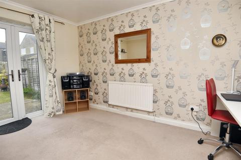 7 Broad Acres, Gillingham, SP8 4SB