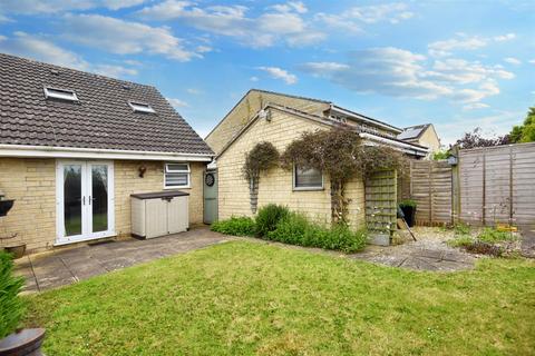 7 Broad Acres, Gillingham, SP8 4SB