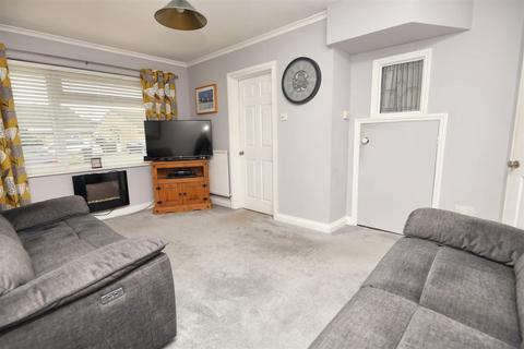 7 Broad Acres, Gillingham, SP8 4SB