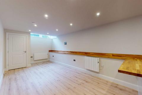2 bedroom apartment to rent, Lancasterian Court, Beacalls Lane Castlefields, Shrewsbury