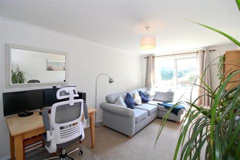 1 bedroom flat for sale, Claremont Road, Seaford