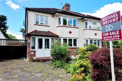 3 bedroom semi-detached house for sale, Sussex Way, Cockfosters, EN4