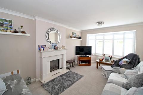 4 bedroom detached bungalow for sale, Alfriston Park, Seaford