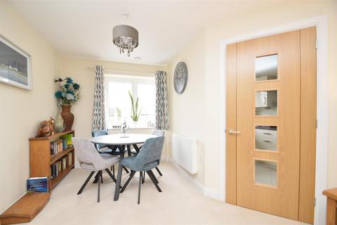 2 bedroom apartment for sale, Wenlock Road, Shrewsbury