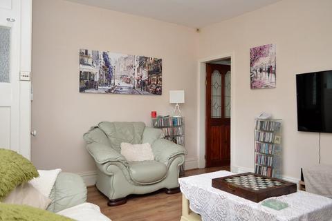 2 bedroom terraced house for sale, Wolverton Avenue, Oldham