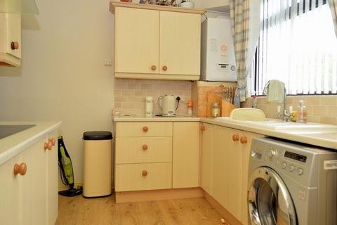 2 bedroom terraced house for sale, Wolverton Avenue, Oldham