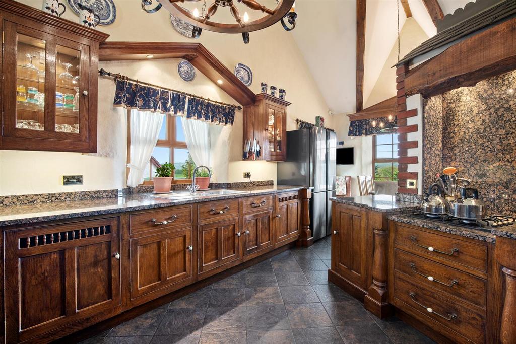 Kitchen/Breakfast Room