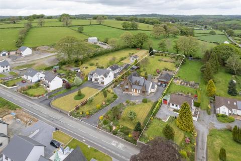 4 bedroom detached house for sale, Llanwnnen, Lampeter