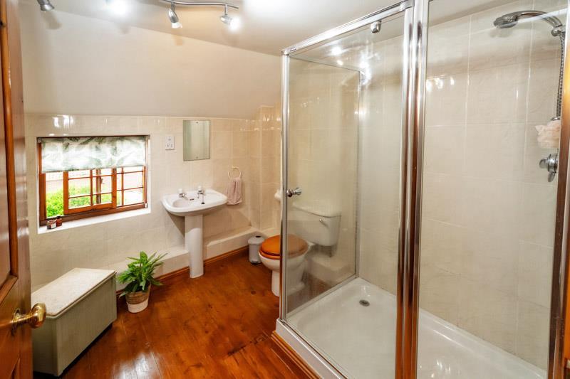 En suite shower room