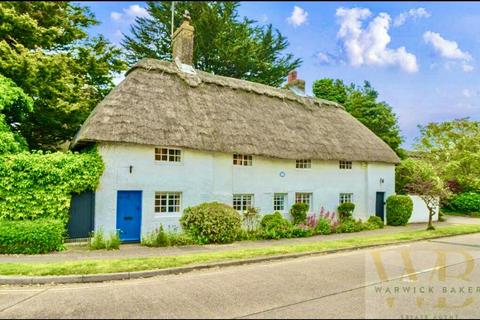 4 bedroom cottage for sale, Connaught Avenue, Shoreham-By-Sea