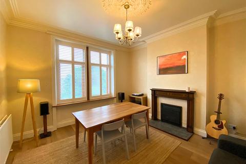 4 bedroom detached house for sale, Ilkley Road, Riddlesden, BD20 5PS