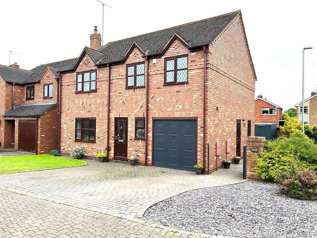 Brereton Manor Court, Brereton, Rugeley 4 bed detached house for sale