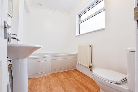 10 Ferry Lane, Wouldham, Rochester, ME1 3UU