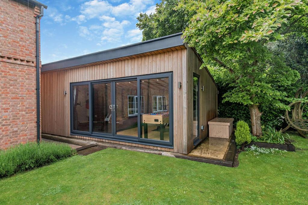 Garden Room/Summerhouse