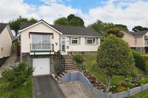 2 bedroom detached bungalow for sale, Quarry Close, Bideford