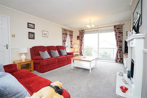 2 bedroom detached bungalow for sale, Quarry Close, Bideford