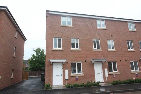 4 bedroom end of terrace house to rent, Signals Drive, Coventry CV3