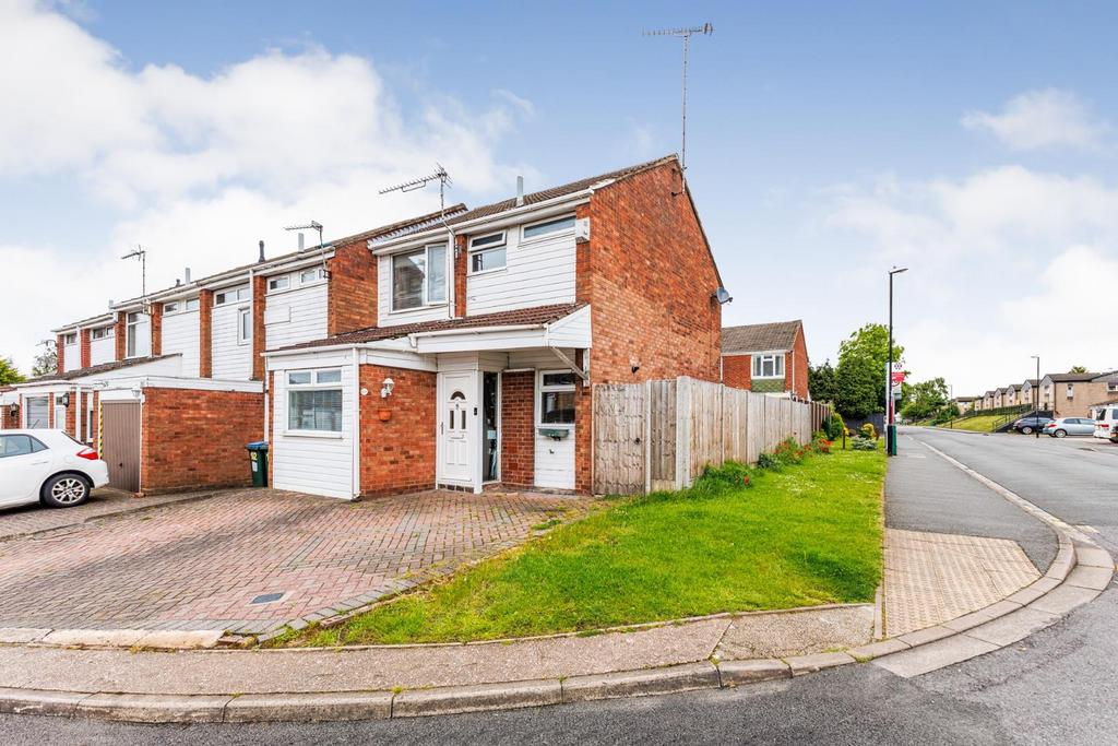Boswell Drive, Coventry CV2 3 bed end of terrace house £195,000